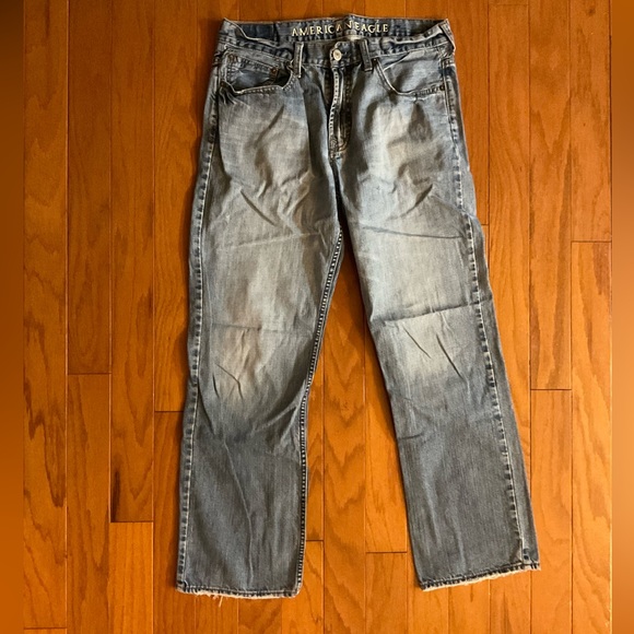 Men’s American Eagle Low Loose Zipper 🪰 Jeans! - Picture 2 of 9